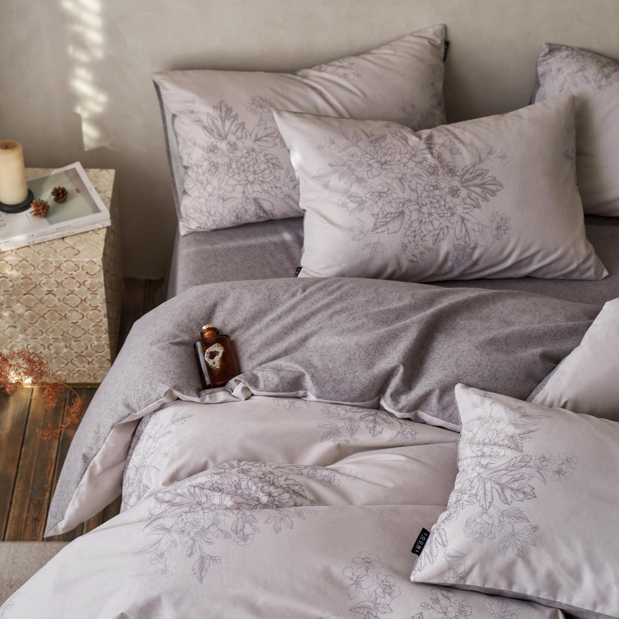 91家纺网 家纺一手货源 找家纺 涵宸家纺 2025新款全棉磨毛印花四件套-御岚 素居-灰