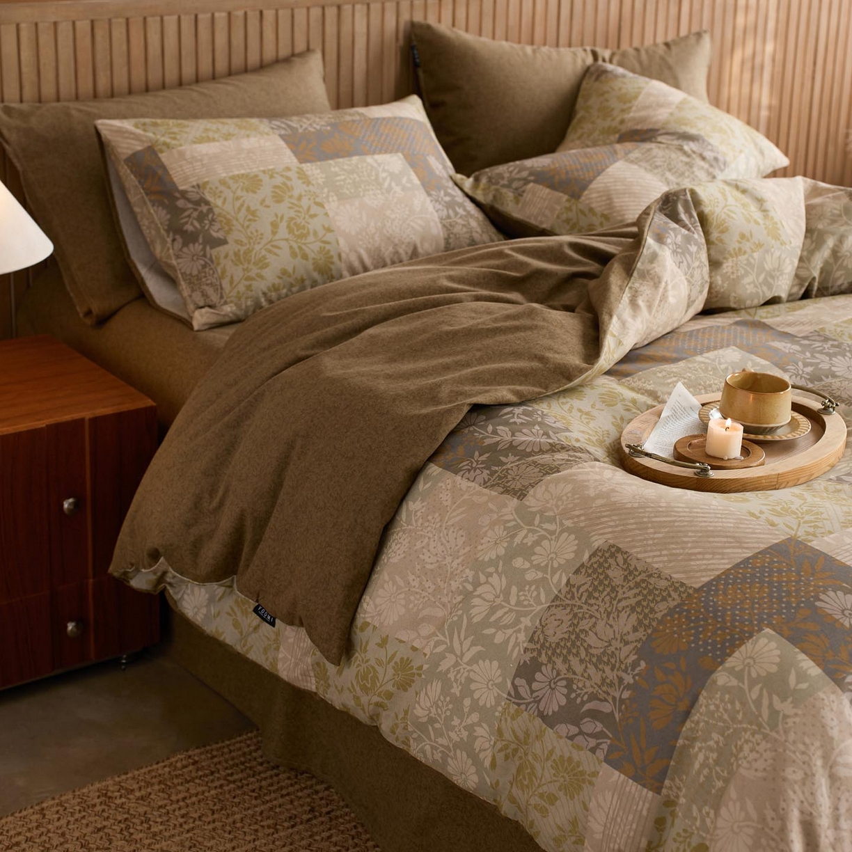 91家纺网 家纺一手货源 找家纺 涵宸家纺 2025新款全棉磨毛印花四件套-御岚 纹羌