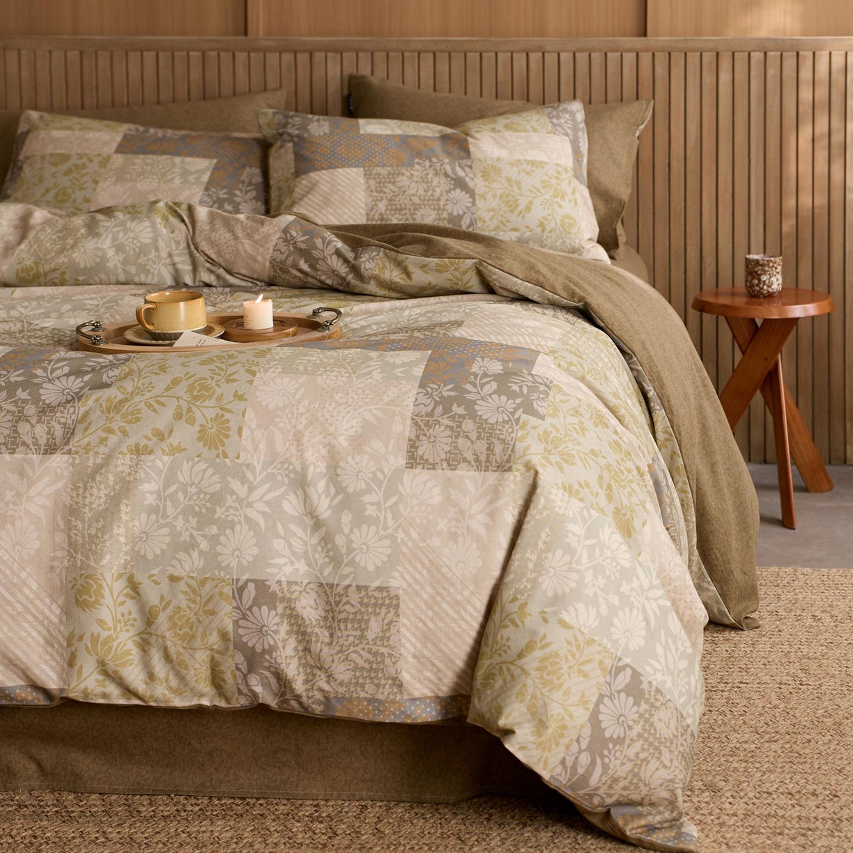 91家纺网 家纺一手货源 找家纺 涵宸家纺 2025新款全棉磨毛印花四件套-御岚 纹羌