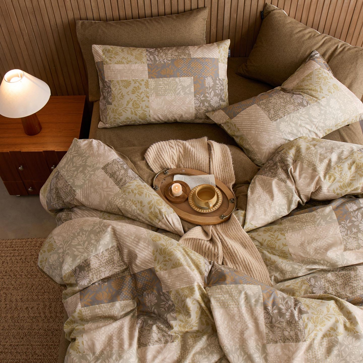 91家纺网 家纺一手货源 找家纺 涵宸家纺 2025新款全棉磨毛印花四件套-御岚 纹羌