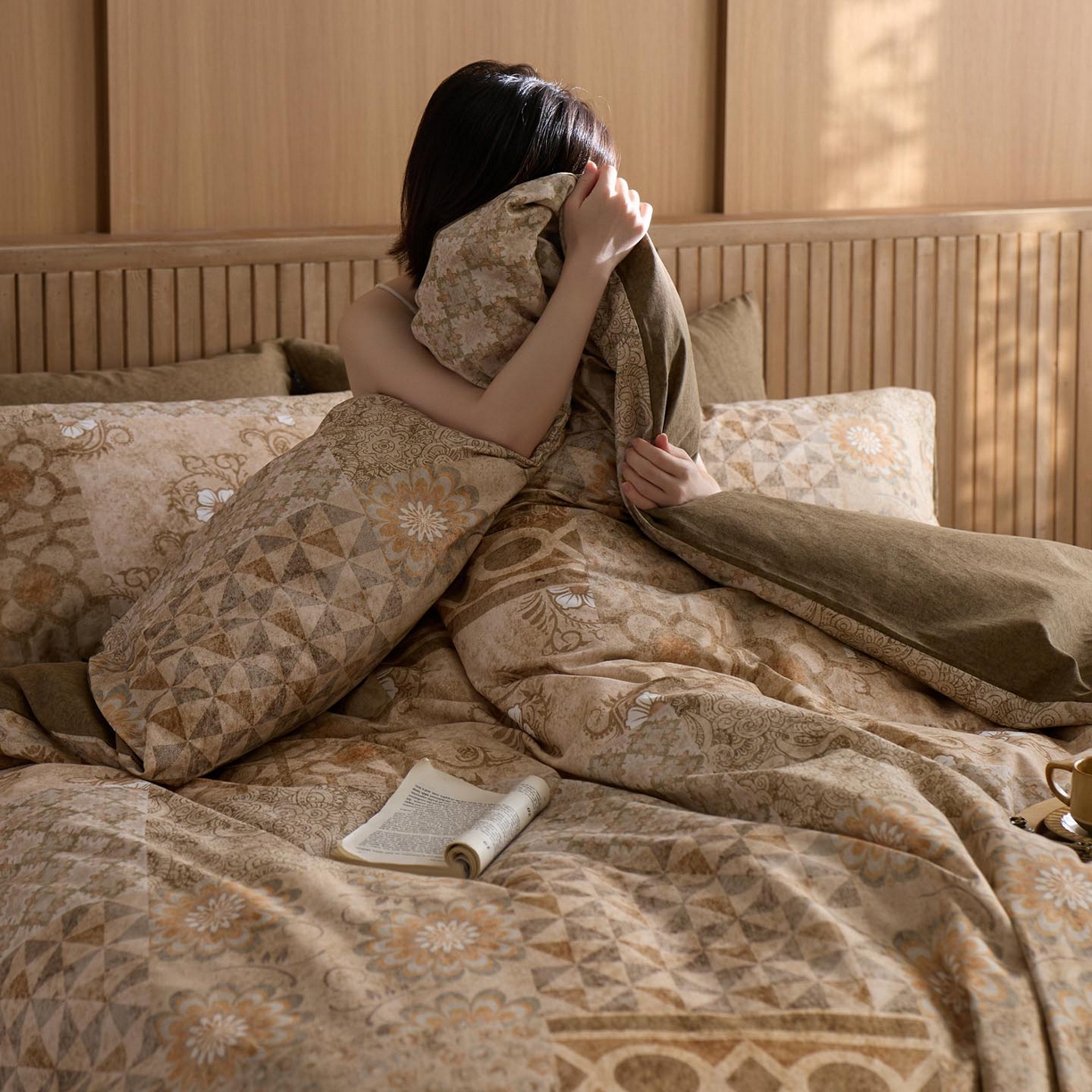 91家纺网 家纺一手货源 找家纺 涵宸家纺 2025新款全棉磨毛印花四件套-御岚 云瑶