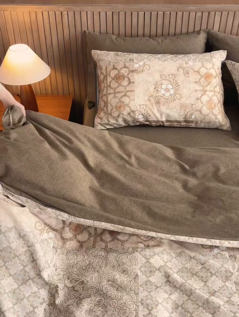 91家纺网 家纺一手货源 找家纺 涵宸家纺 2025新款全棉磨毛印花四件套-御岚 云瑶