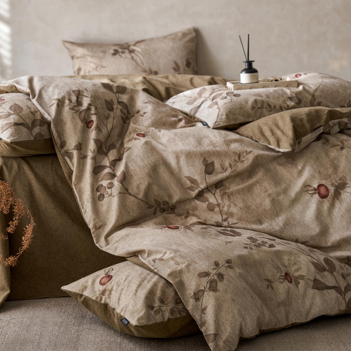 91家纺网 家纺一手货源 找家纺 涵宸家纺 2025新款全棉磨毛印花四件套-御岚 止观