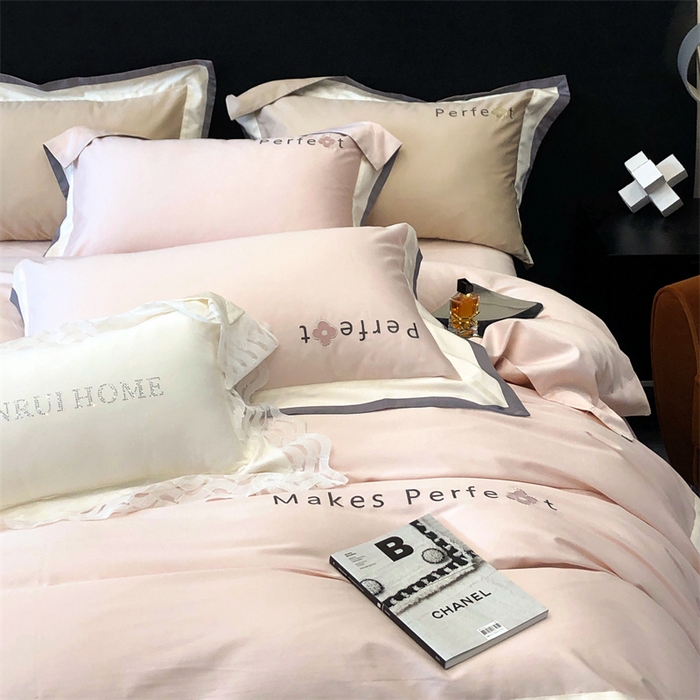 91家纺网 家纺一手货源 找家纺 馨蕊家居 2025秋冬新品100s高奢典藏简约全棉四件套系列-莫斯科 莫斯科-初夏粉