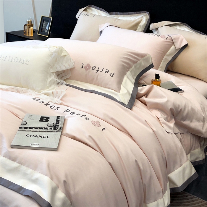 91家纺网 家纺一手货源 找家纺 馨蕊家居 2025秋冬新品100s高奢典藏简约全棉四件套系列-莫斯科 莫斯科-初夏粉