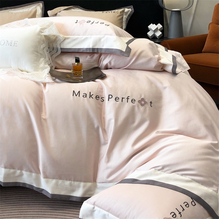 91家纺网 家纺一手货源 找家纺 馨蕊家居 2025秋冬新品100s高奢典藏简约全棉四件套系列-莫斯科 莫斯科-初夏粉