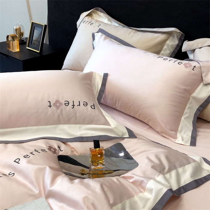 91家纺网 家纺一手货源 找家纺 馨蕊家居 2025秋冬新品100s高奢典藏简约全棉四件套系列-莫斯科 莫斯科-初夏粉