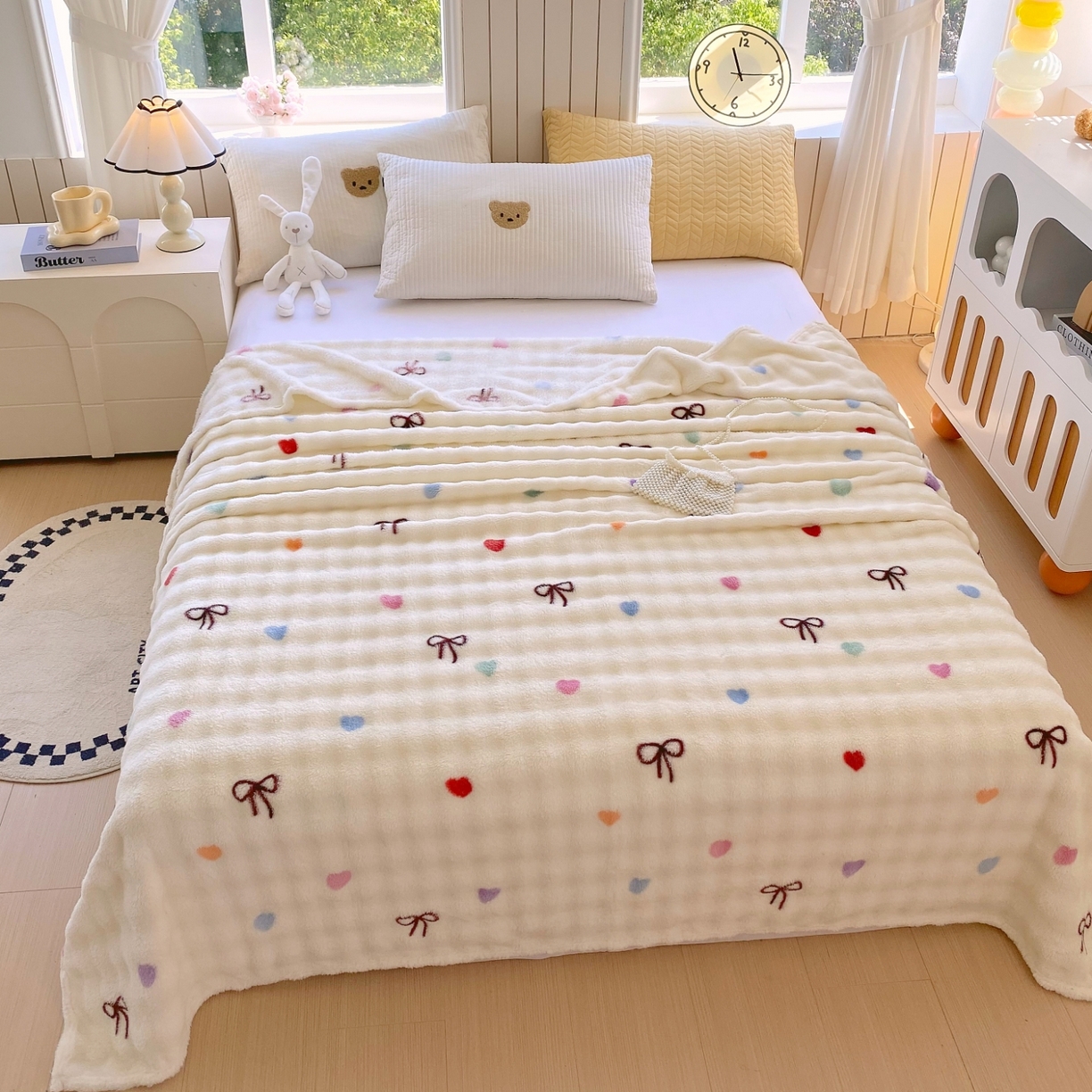 91家纺网 家纺一手货源 找家纺 悦织湾家纺 2025新款炫彩仿兔毛绒泡泡绒牛奶绒法兰绒毛毯休闲毯沙发盖毯跨境外贸出口专供 温馨