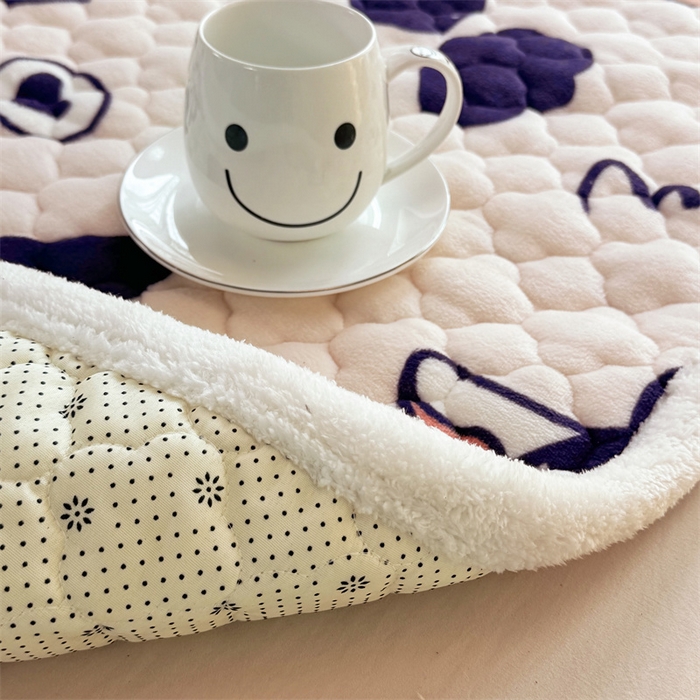 91家纺网 家纺一手货源 找家纺 优选 2025热款外贸跨境电商热销款冬季加厚牛奶绒印花床垫床垫学生单人宿舍上下铺 可爱奶牛