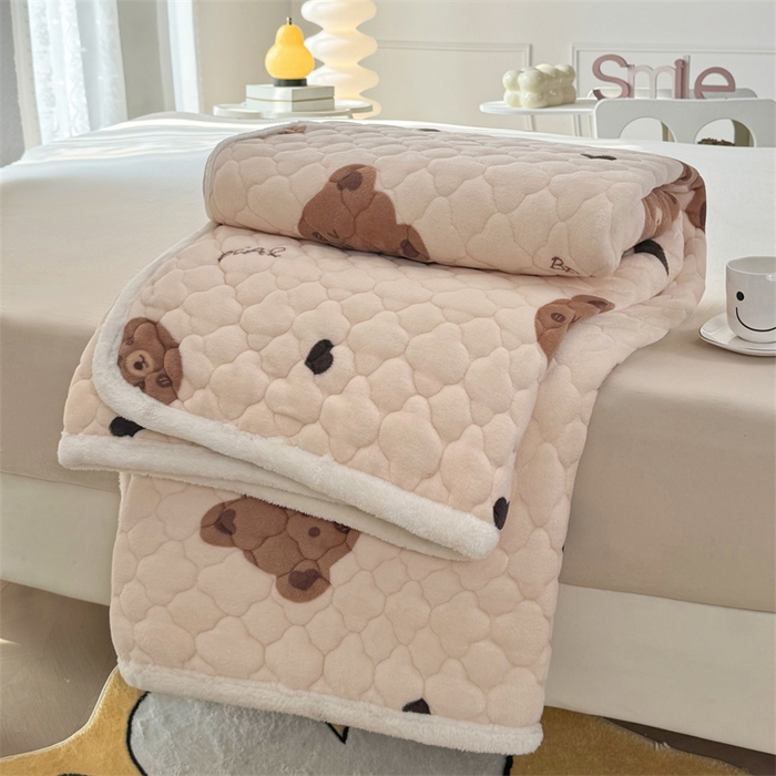 91家纺网 家纺一手货源 找家纺 优选 2025热款外贸跨境电商热销款冬季加厚牛奶绒印花床垫床垫学生单人宿舍上下铺 梦梦熊