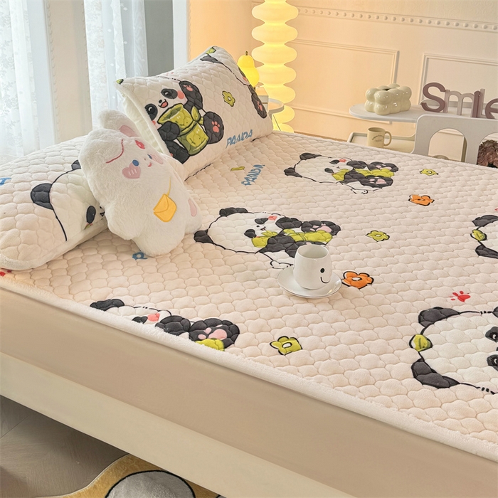 91家纺网 家纺一手货源 找家纺 优选 2025热款外贸跨境电商热销款冬季加厚牛奶绒印花床垫床垫学生单人宿舍上下铺 可爱熊猫