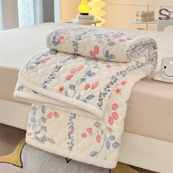 91家纺网 家纺一手货源 找家纺 优选 2025热款外贸跨境电商热销款冬季加厚牛奶绒印花床垫床垫学生单人宿舍上下铺 花间小兔