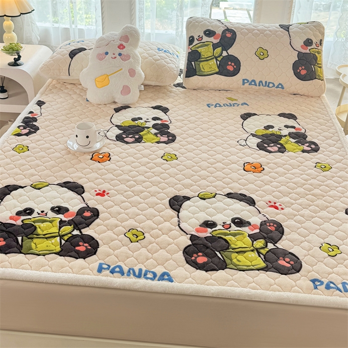 91家纺网 家纺一手货源 找家纺 优选 2025热款外贸跨境电商热销款冬季加厚牛奶绒印花床垫床垫学生单人宿舍上下铺 可爱熊猫