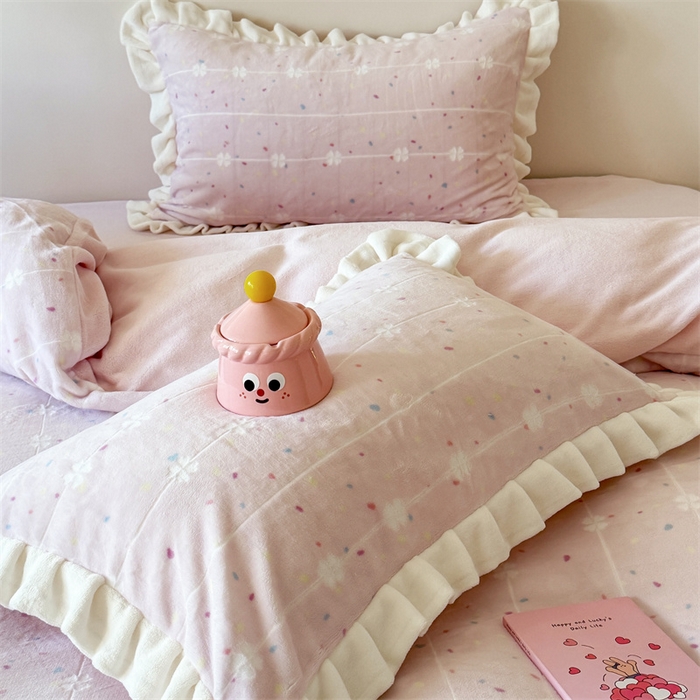 91家纺网 家纺一手货源 找家纺 （总）潘朵拉家纺 2025立体着色雕花系列牛奶绒四件套