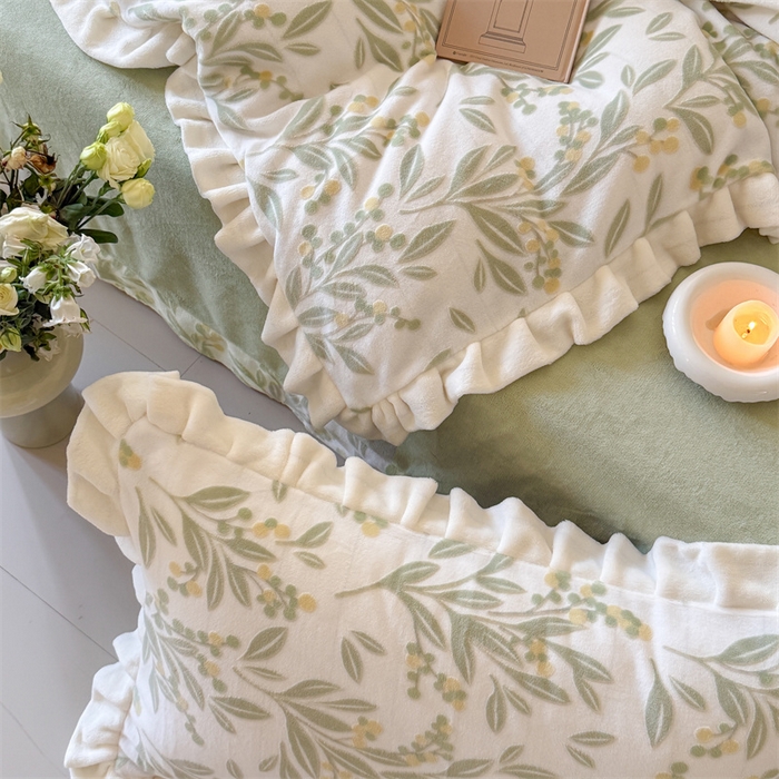 91家纺网 家纺一手货源 找家纺 潘朵拉家纺 2025立体着色雕花系列牛奶绒四件套 叶韵-绿