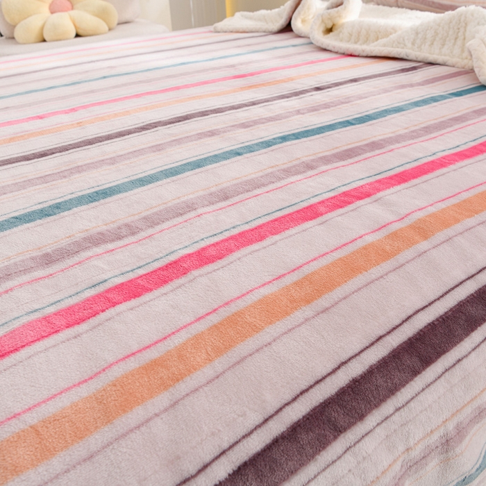 91家纺网 家纺一手货源 找家纺 圣靓 2025新款牛奶绒羊羔绒双层毛毯 邂逅彩虹