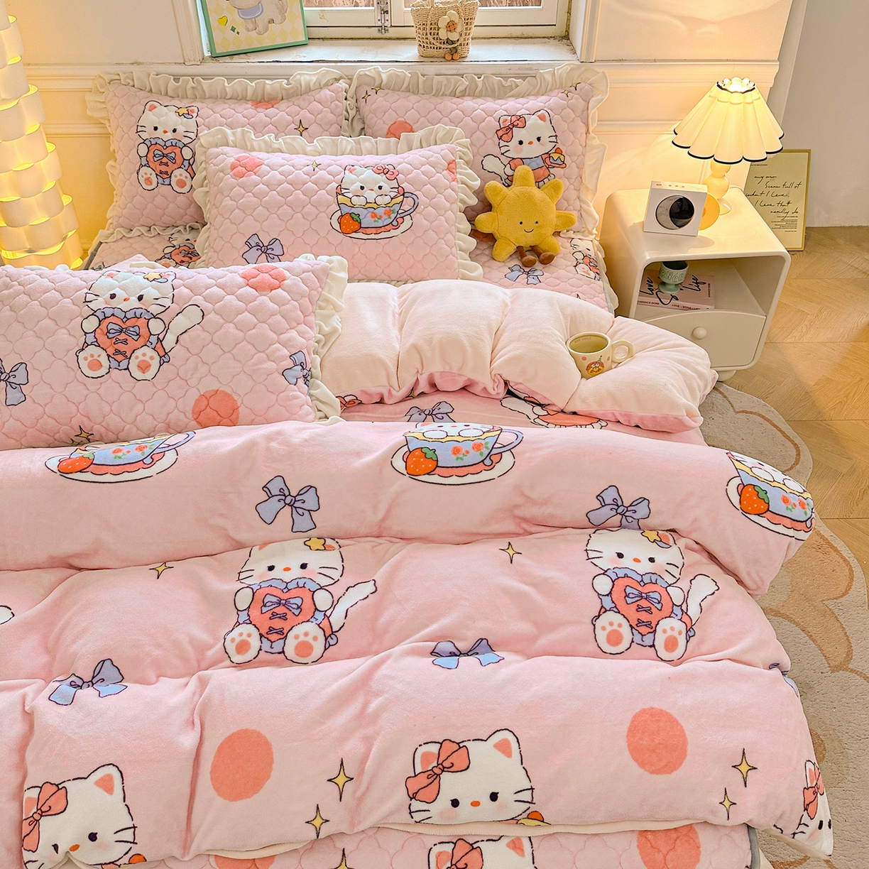 91家纺网 家纺一手货源 找家纺 （总）康纳利 2024新款A类抗菌加厚牛奶绒夹棉花边款床笠看搭配同款四件套提供买家秀