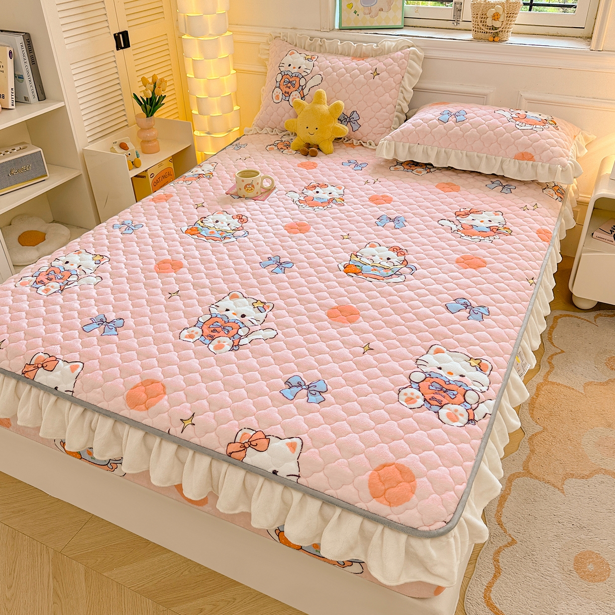 91家纺网 家纺一手货源 找家纺 （总）康纳利 2024新款A类抗菌加厚牛奶绒夹棉花边款床笠看搭配同款四件套提供买家秀