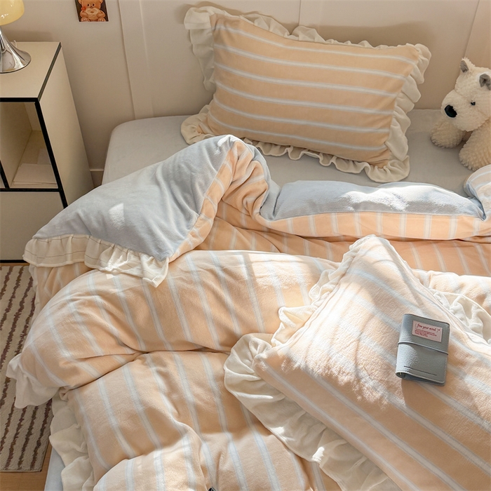 91家纺网 家纺一手货源 找家纺 （总）潘朵拉家纺 2025条纹花边牛奶绒四件套