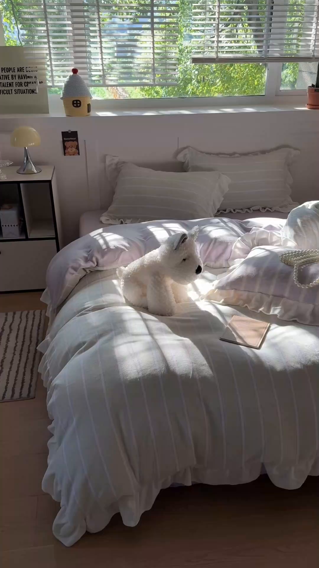 91家纺网 家纺一手货源 找家纺 潘朵拉家纺 2025条纹花边牛奶绒四件套 条纹曲-绿紫