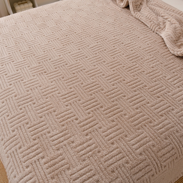 91家纺网 家纺一手货源 找家纺 圣靓 2025新款高克重塔芙绒毯子毛毯 恬梦卡其