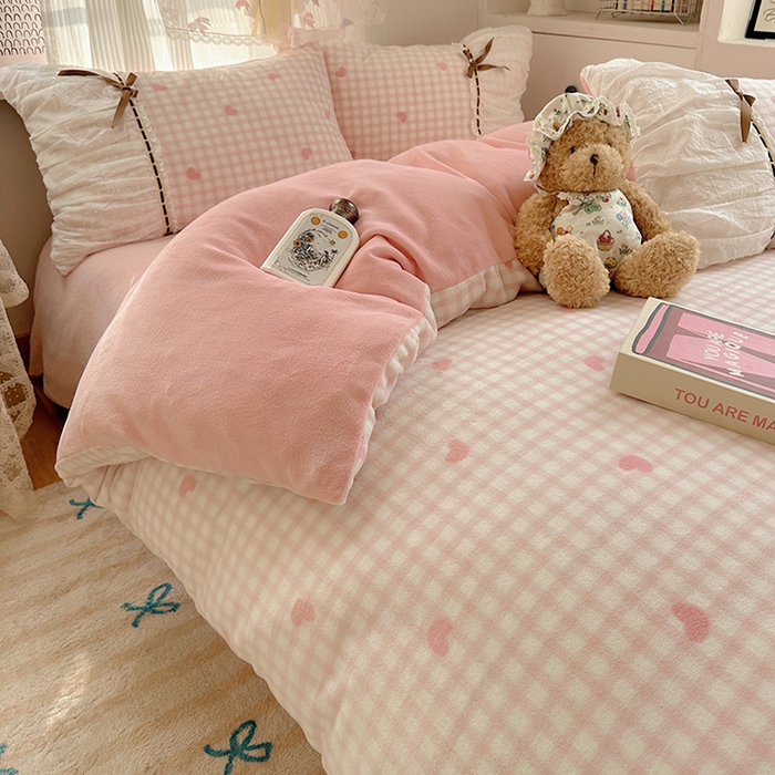 91家纺网 家纺一手货源 找家纺 （总）瑞莱 2025冬季创意花边A类牛奶绒四件套套件