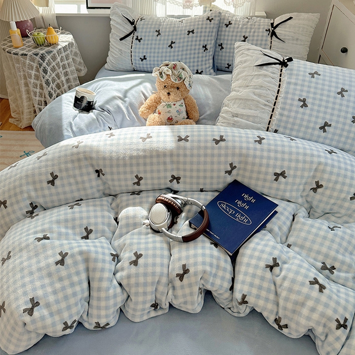 瑞莱 2025冬季创意花边A类牛奶绒四件套套件 蓝黑蝴蝶结