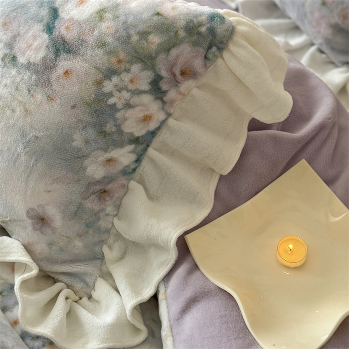 91家纺网 家纺一手货源 找家纺 潘朵拉家纺 2025全消光牛奶绒数码印花款四件套 紫韵幽梦