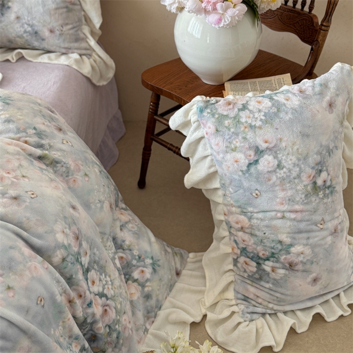 91家纺网 家纺一手货源 找家纺 潘朵拉家纺 2025全消光牛奶绒数码印花款四件套 紫韵幽梦