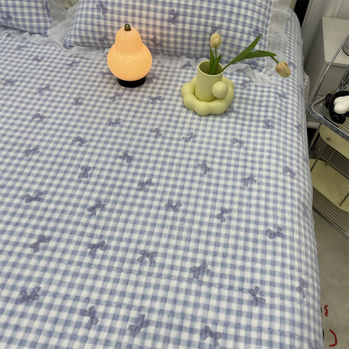 91家纺网 家纺一手货源 找家纺 禧瑞谷 2025新款冬季牛奶绒双层蕾丝花边床盖三件套床盖四件套 洛丽塔蓝