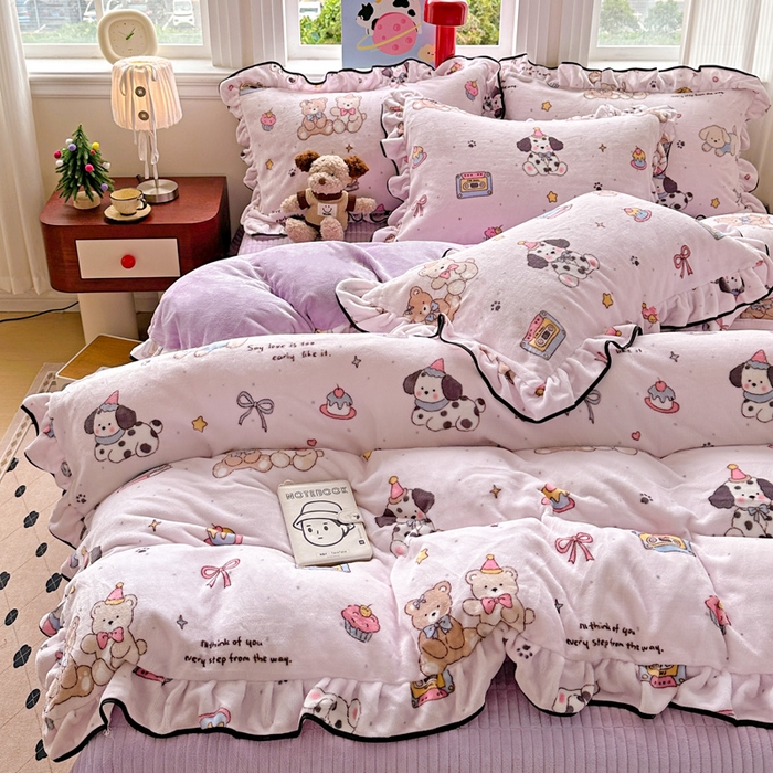 91家纺网 家纺一手货源 找家纺 （总）简一 2025新款牛奶绒花边床盖四件套