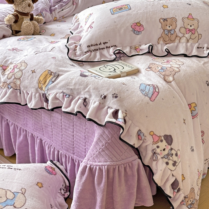 91家纺网 家纺一手货源 找家纺 （总）简一 2025新款牛奶绒花边床盖四件套