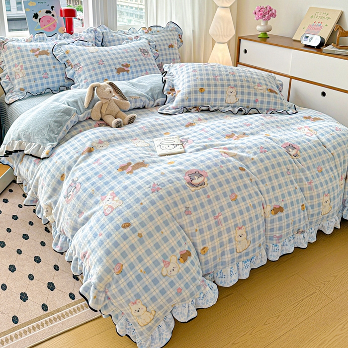 91家纺网 家纺一手货源 找家纺 简一 2025新款牛奶绒花边床盖四件套 萌宠之家