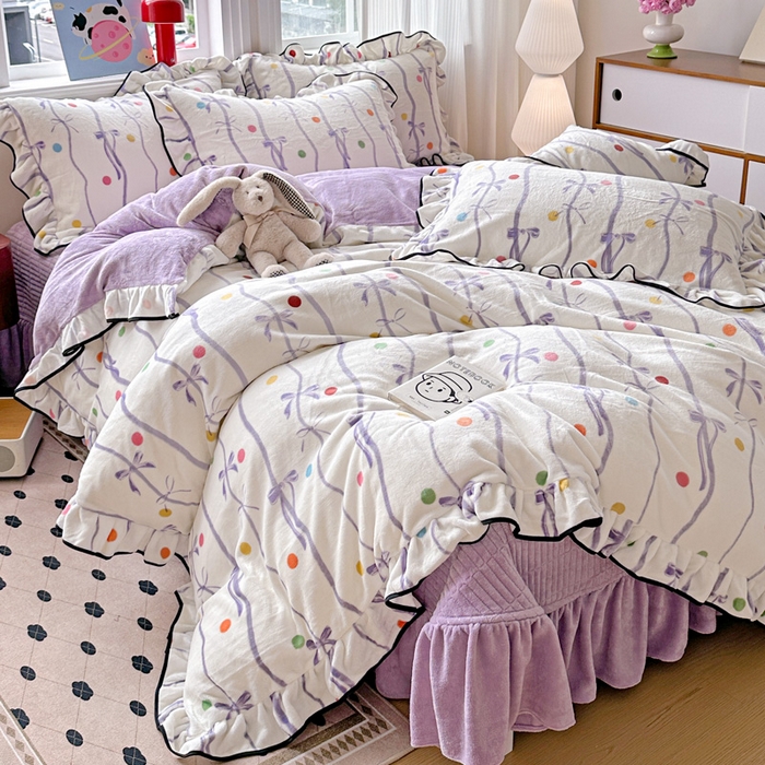 91家纺网 家纺一手货源 找家纺 简一 2025新款牛奶绒花边床盖四件套 梦幻蝴蝶结