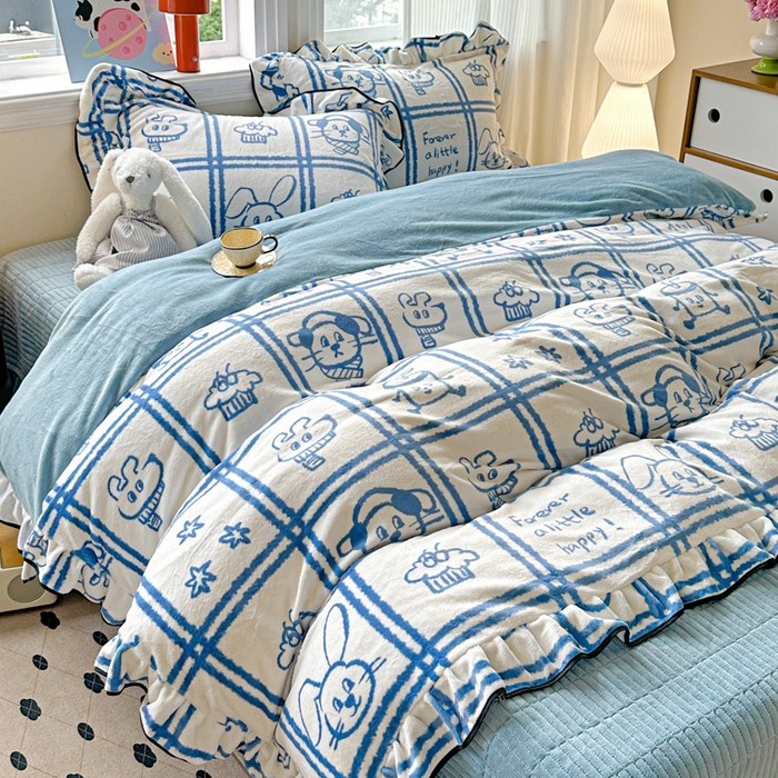 91家纺网 家纺一手货源 找家纺 简一 2025新款牛奶绒花边床盖四件套 派队乐园