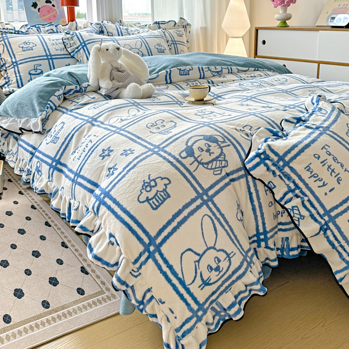 91家纺网 家纺一手货源 找家纺 简一 2025新款牛奶绒花边床盖四件套 派队乐园