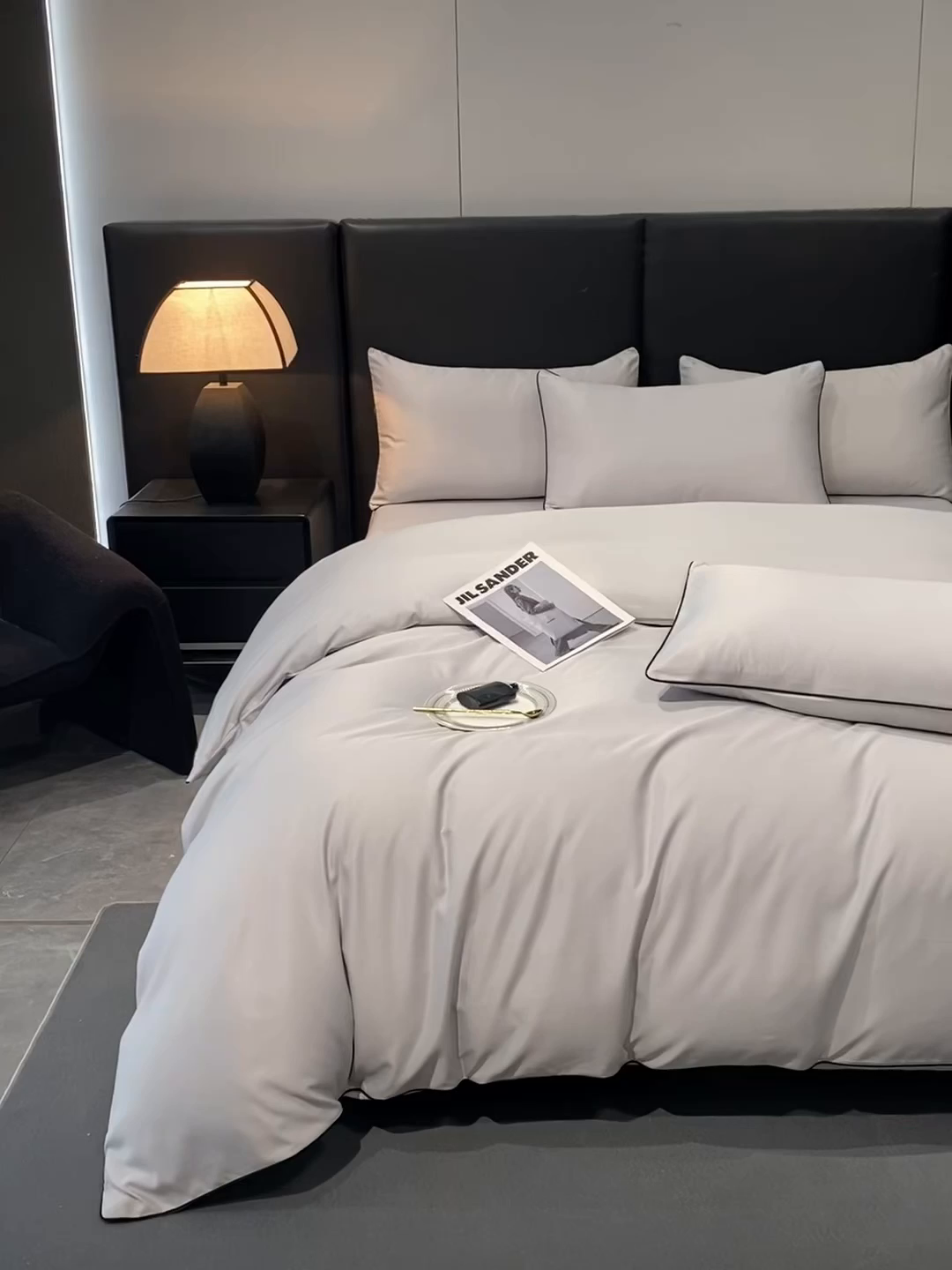 91家纺网 家纺一手货源 找家纺 悦然毛巾被 2025新款全棉纯棉素色双拼四件套 浅灰