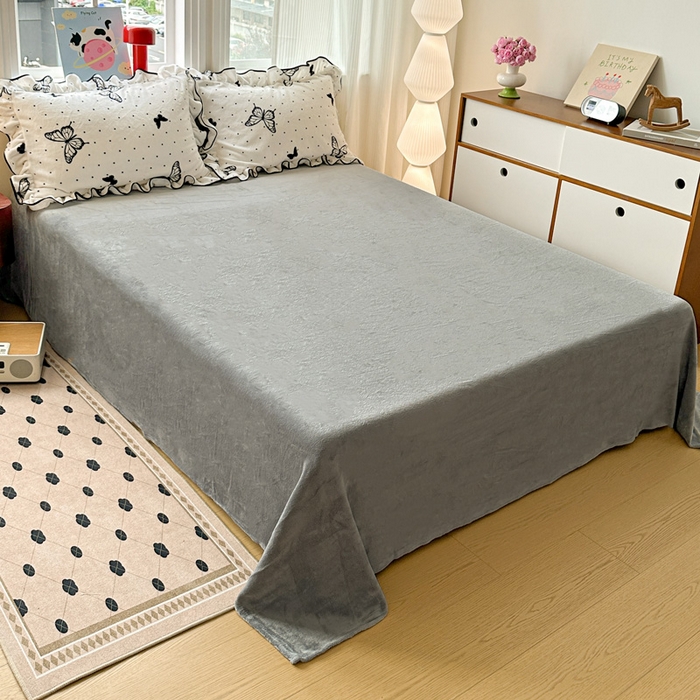 91家纺网 家纺一手货源 找家纺 简一 2025新款牛奶绒花边床盖四件套 水墨蝴蝶