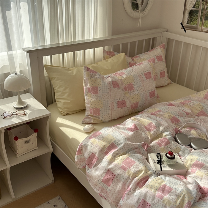 91家纺网 家纺一手货源 找家纺 （总）尺素 2025新款纯棉卡通ins风四件套可爱少女风全棉被套纯色1.8床笠加大床单学生1.2三件套