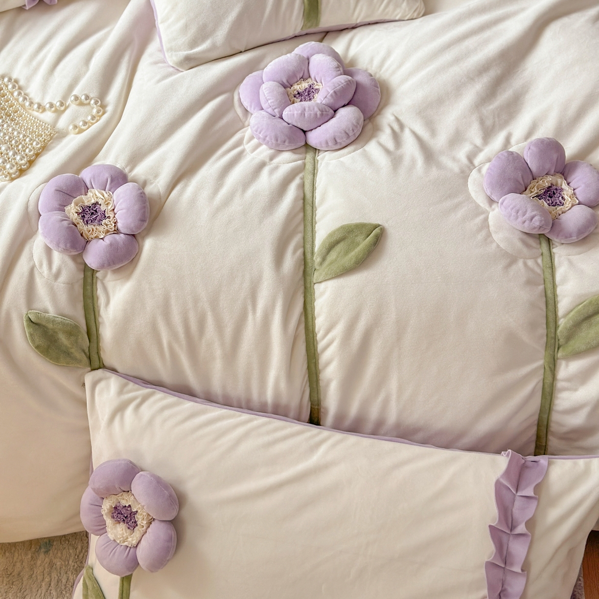 91家纺网 家纺一手货源 找家纺 （总）淑女公社家纺 2025秋冬新款韩国绒多功能被套床盖款四件套-向阳花