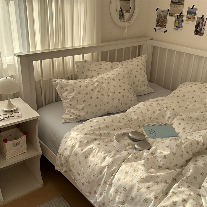 91家纺网 家纺一手货源 找家纺 尺素 2025新款纯棉卡通ins风四件套可爱少女风全棉被套纯色1.8床笠加大床单学生1.2三件套 清梦--浅黄
