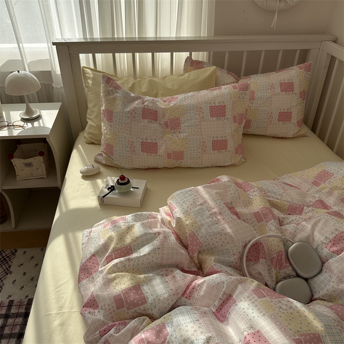 91家纺网 家纺一手货源 找家纺 尺素 2025新款纯棉卡通ins风四件套可爱少女风全棉被套纯色1.8床笠加大床单学生1.2三件套 格调粉--奶黄