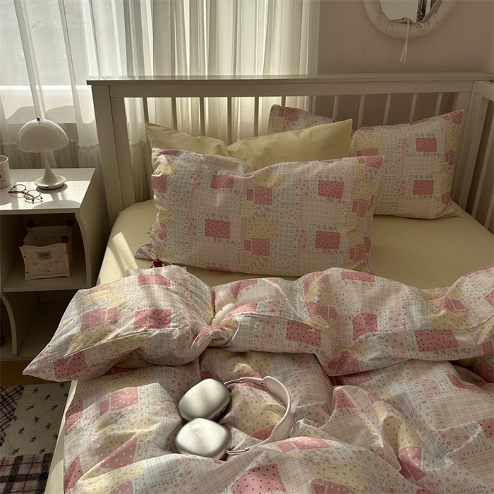 91家纺网 家纺一手货源 找家纺 尺素 2025新款纯棉卡通ins风四件套可爱少女风全棉被套纯色1.8床笠加大床单学生1.2三件套 格调粉--奶黄