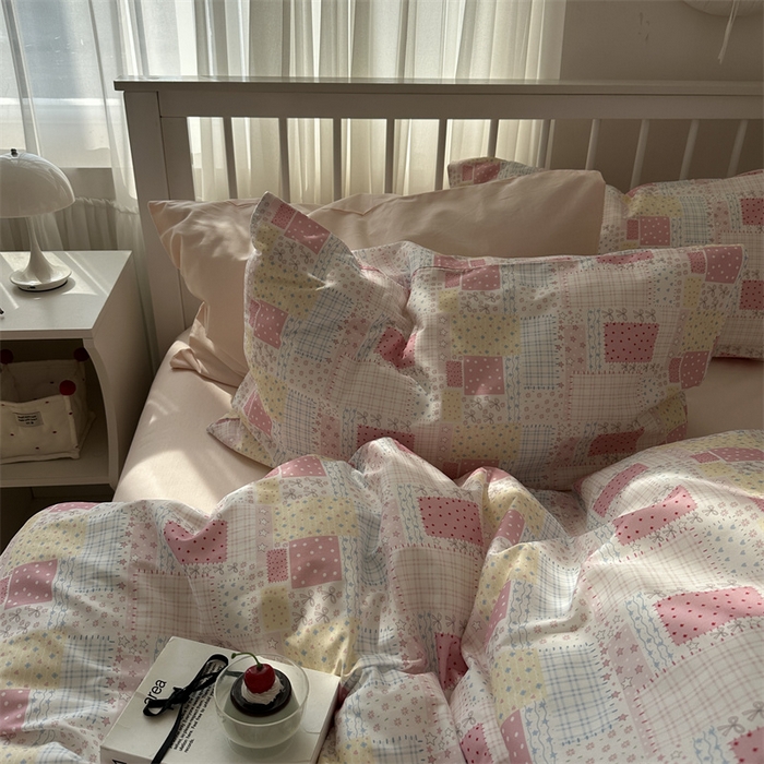 91家纺网 家纺一手货源 找家纺 尺素 2025新款纯棉卡通ins风四件套可爱少女风全棉被套纯色1.8床笠加大床单学生1.2三件套 格调粉--桃粉
