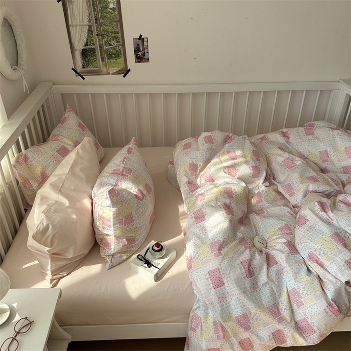 91家纺网 家纺一手货源 找家纺 尺素 2025新款纯棉卡通ins风四件套可爱少女风全棉被套纯色1.8床笠加大床单学生1.2三件套 格调粉--桃粉