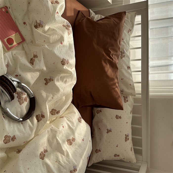 91家纺网 家纺一手货源 找家纺 尺素 2025新款纯棉卡通ins风四件套可爱少女风全棉被套纯色1.8床笠加大床单学生1.2三件套 小熊软糖--焦糖