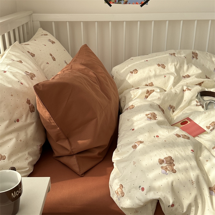 91家纺网 家纺一手货源 找家纺 尺素 2025新款纯棉卡通ins风四件套可爱少女风全棉被套纯色1.8床笠加大床单学生1.2三件套 小熊软糖--焦糖