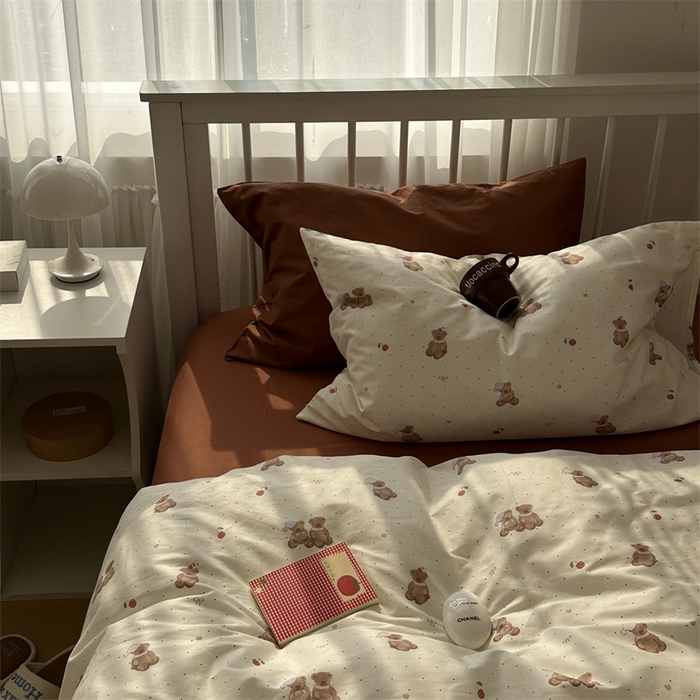 91家纺网 家纺一手货源 找家纺 尺素 2025新款纯棉卡通ins风四件套可爱少女风全棉被套纯色1.8床笠加大床单学生1.2三件套 小熊软糖--焦糖