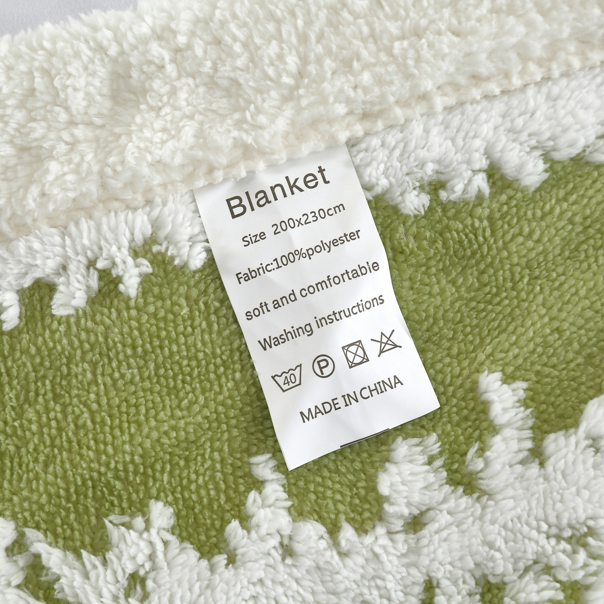 91家纺网 家纺一手货源 找家纺 巴木赫 2025新款渐变色阳离子双层羊羔绒毯子毛毯 渐变茶绿