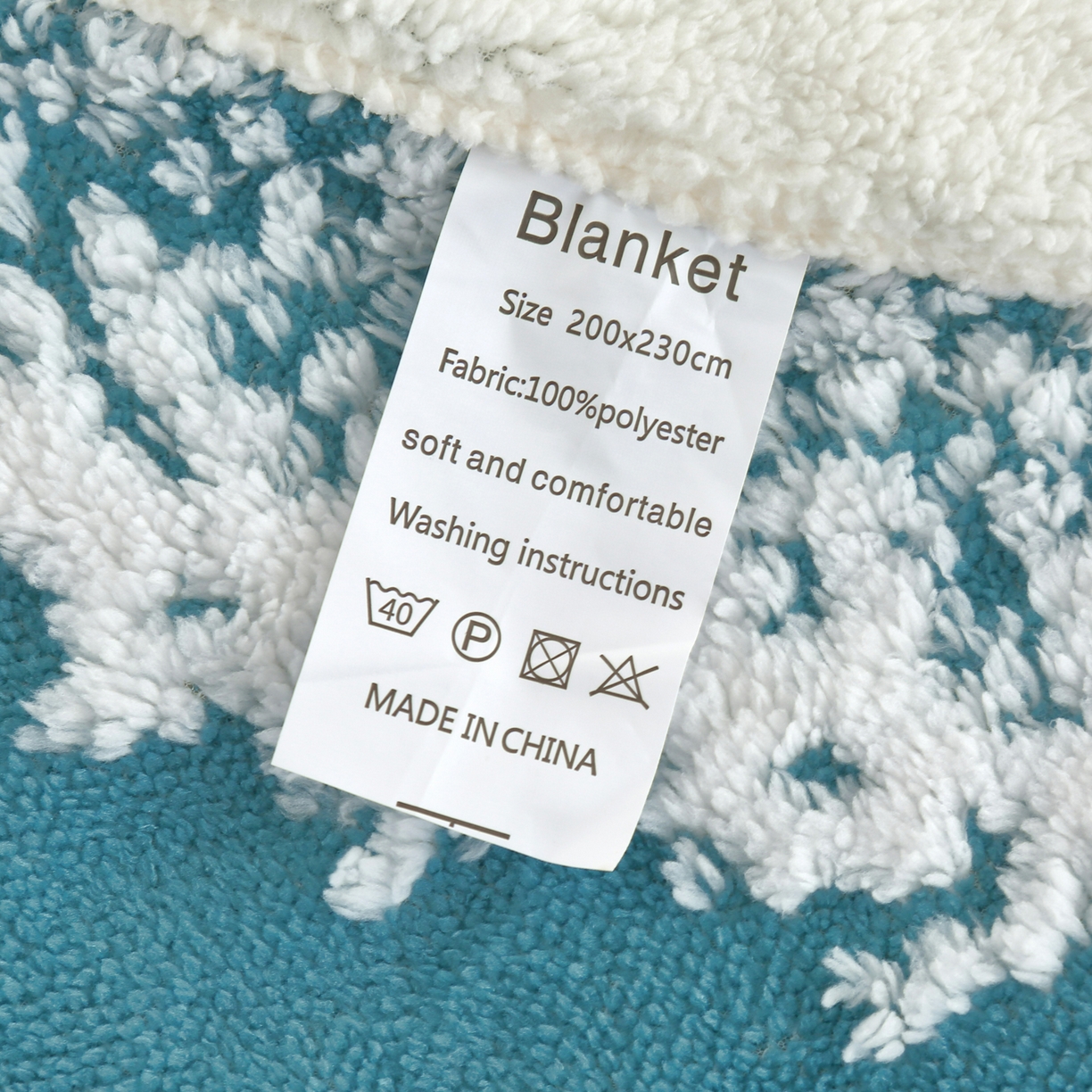 91家纺网 家纺一手货源 找家纺 巴木赫 2025新款渐变色阳离子双层羊羔绒毯子毛毯 渐变孔雀蓝